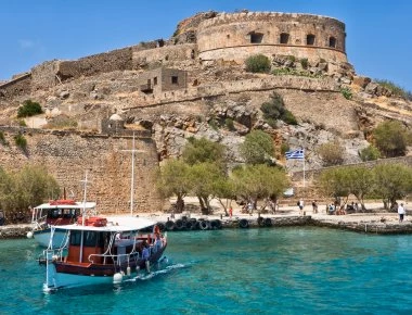 Κρήτη: Η Σπιναλόγκα αναμορφώνεται - Υπογραφή χρηματοδότησης έργων ύψους 900.000 ευρώ